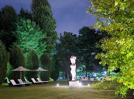 Moro Lin Design Apart Otel 3*