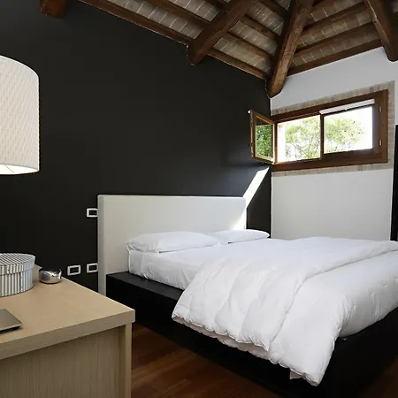 Moro Lin Design Apart Otel 3*